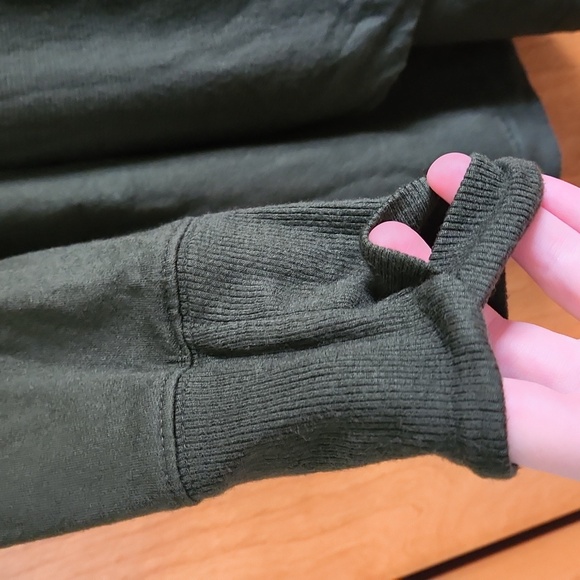 Athleta Olive Green Pranayama Restore Wrap Size 1X - Picture 6 of 10